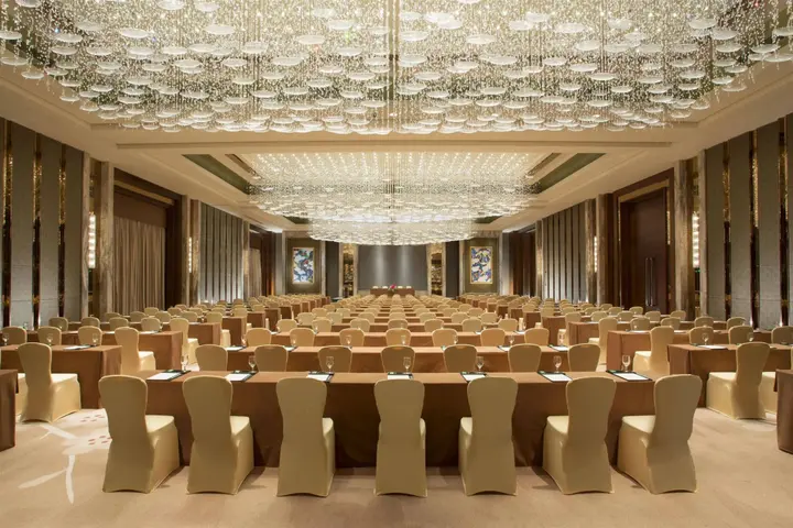 Хойчжоу: Sheraton Huizhou Bailuhu