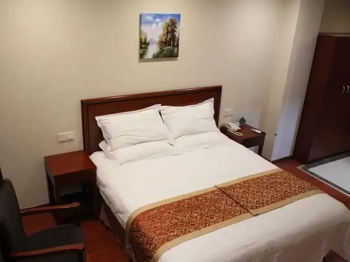 Чжанцзякоу: GreenTree Inn Zhangjiakou YuCounty BusStation Business Hotel