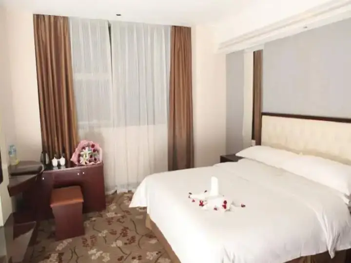 Уси: Vienna Hotel Wuxi Railway Station