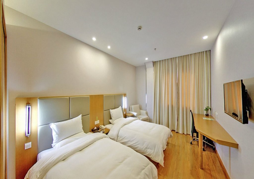 Шанхай: JI Hotel Xie Tu Road Shanghai