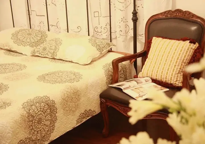 Гуйлинь: Helens Home