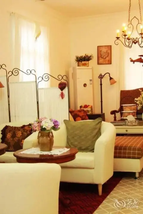 Гуйлинь: Helens Home
