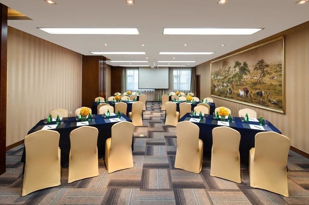 Цзинань: Jinan Luneng Xinyi Hotel