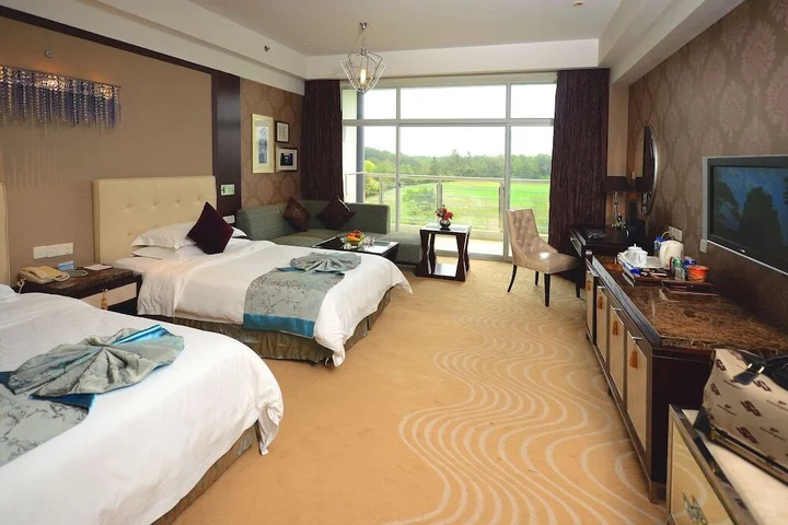 Хуаншань: Huangshan Golf Hotel