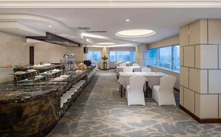 Куньмин: Four Points by Sheraton Kunming, Downtown