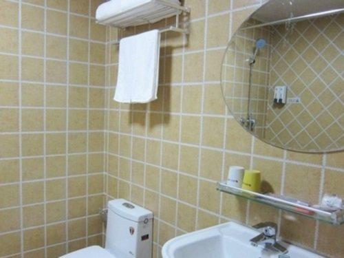 Яньтай: Dushi 118 Hotel Yantai University