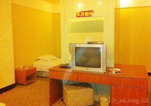 Яньтай: Tiantian Yugang Hotel Yantai
