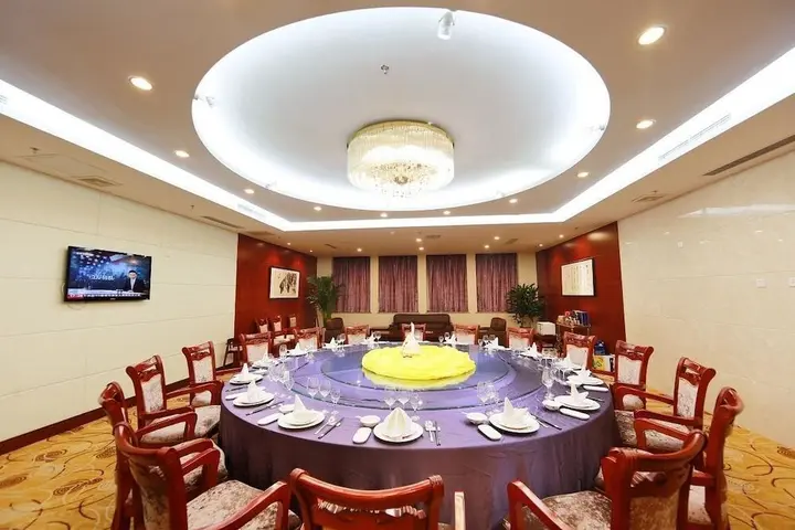 Яньтай: Haiyue Hotel Yantai