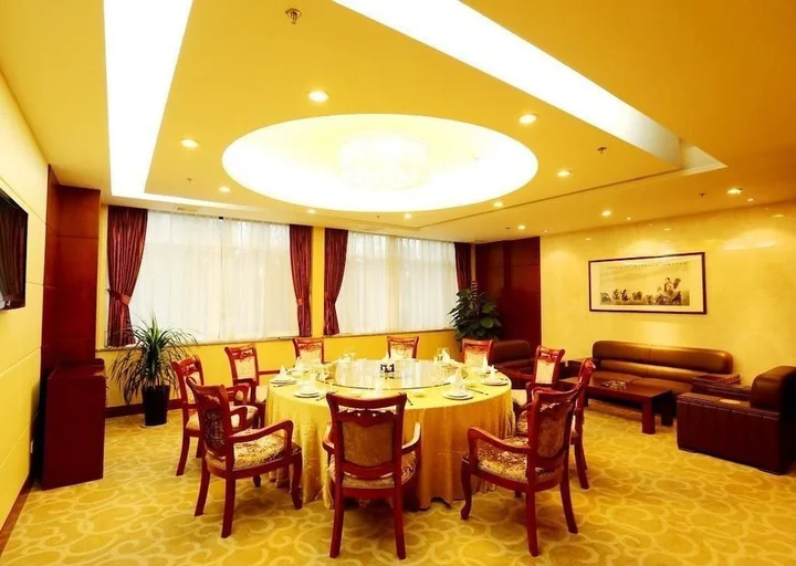 Яньтай: Haiyue Hotel Yantai