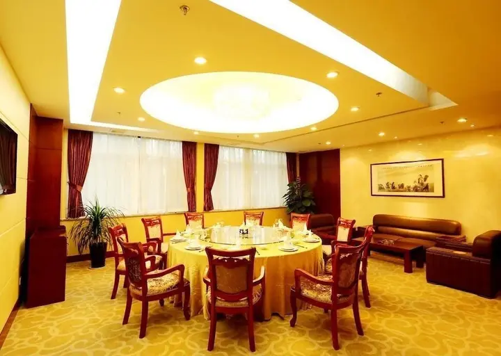 Яньтай: Haiyue Hotel Yantai