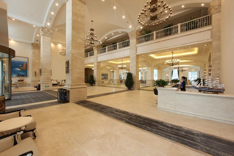 Яньтай: Blue Sky Hotel Yantai