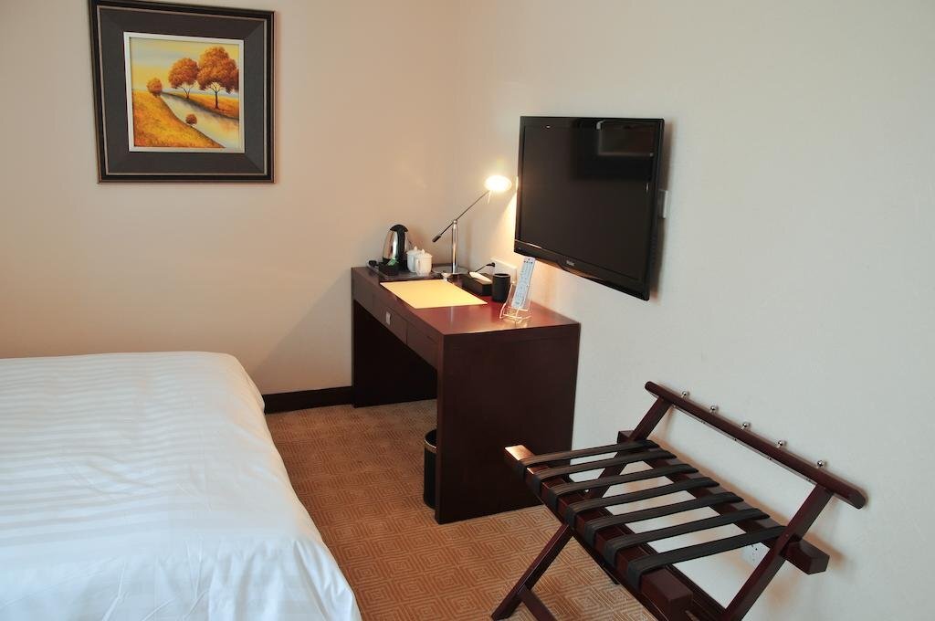 Харбин: Qilu International Hotel