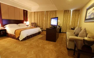 Харбин: Qilu International Hotel