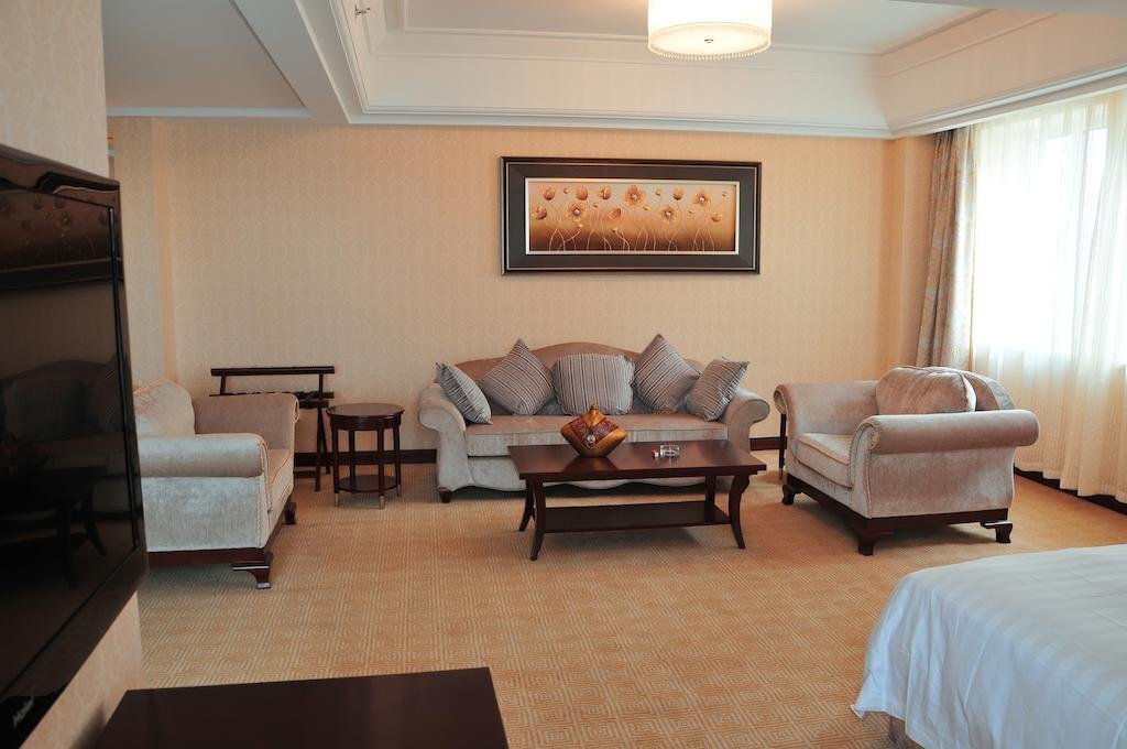 Харбин: Qilu International Hotel