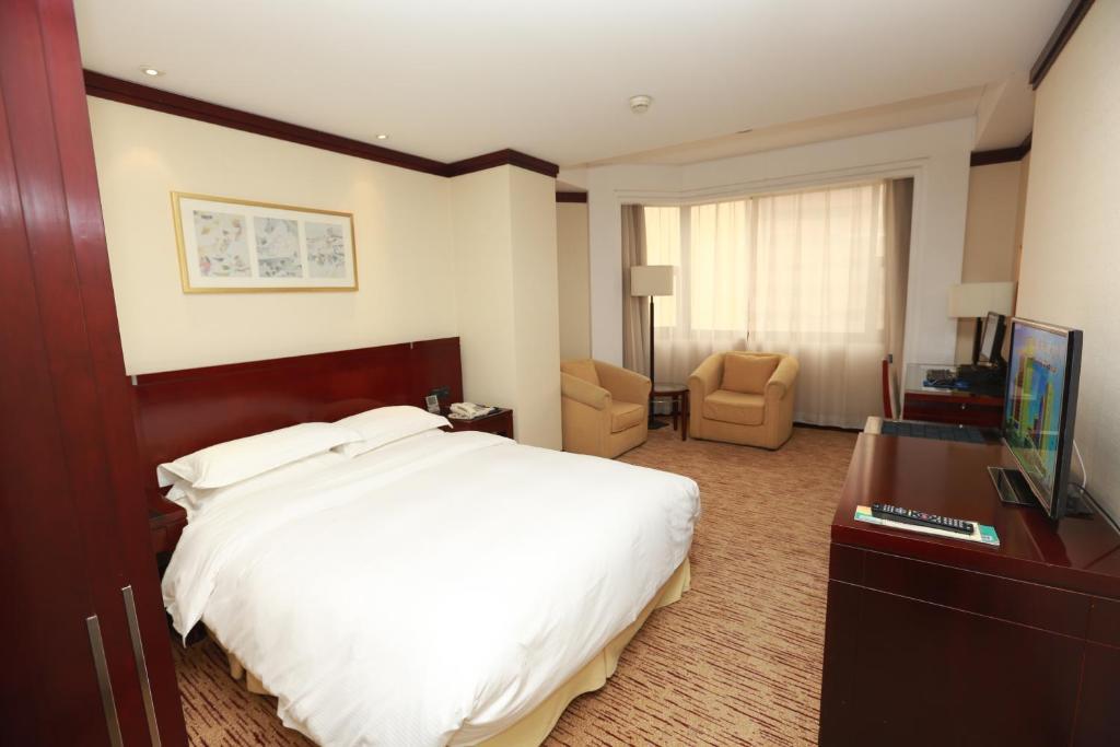 Пекин: Beijing Poly Plaza Hotel