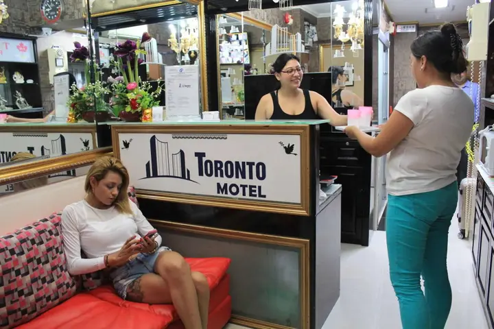 Гонконг: Toronto Motel