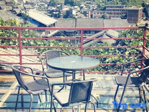 Лючжоу: Long Feng Inn
