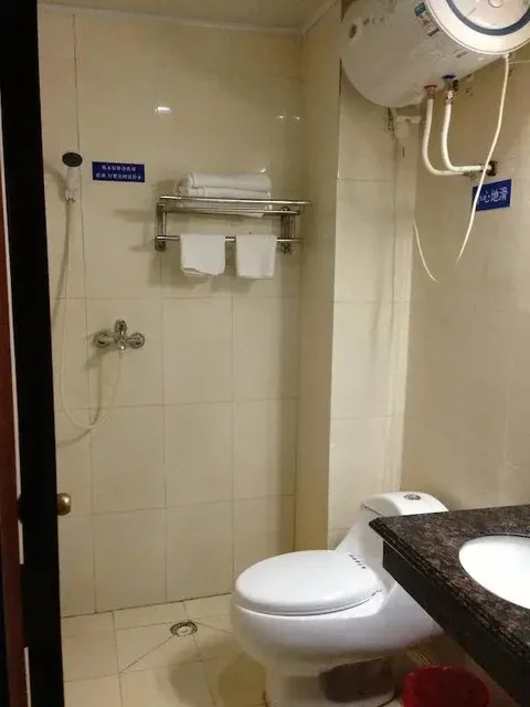 Вэйхай: Wen Ping Business Hotel