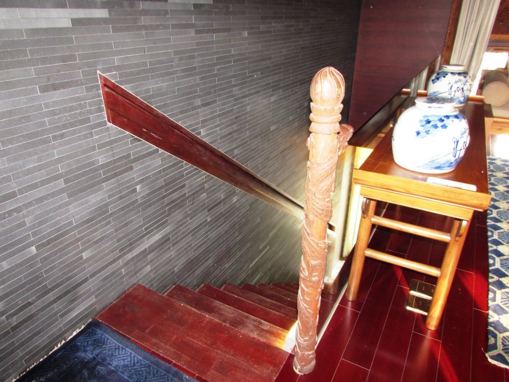 Цзиньчжун: Jing's Residence