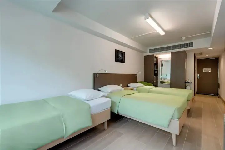 Гонконг: YHA Mei Ho House Youth Hostel