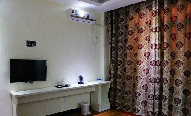 Гуйлинь: Guilin Hong Feng Businese Hotel