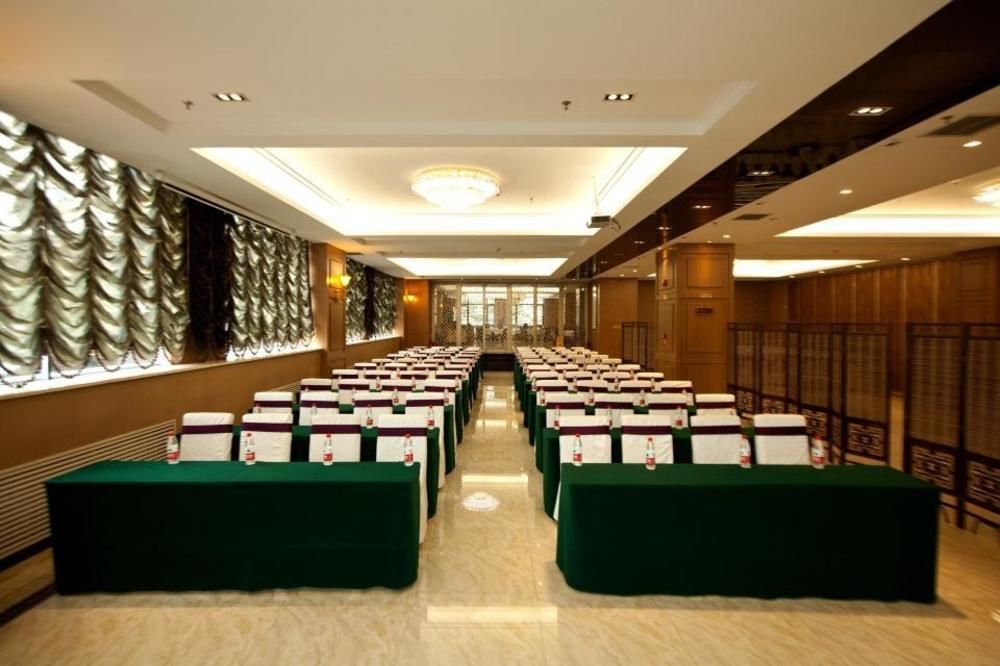 Харбин: Zhuolin Hotel