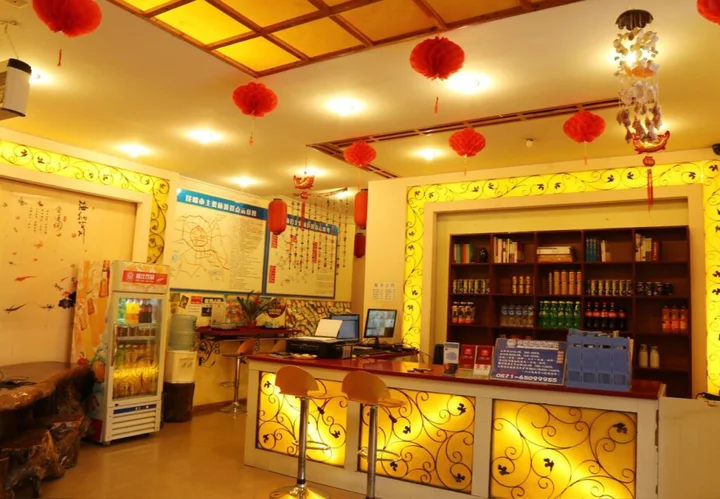 Куньмин: Kunming Lang Mei Youth Hotel
