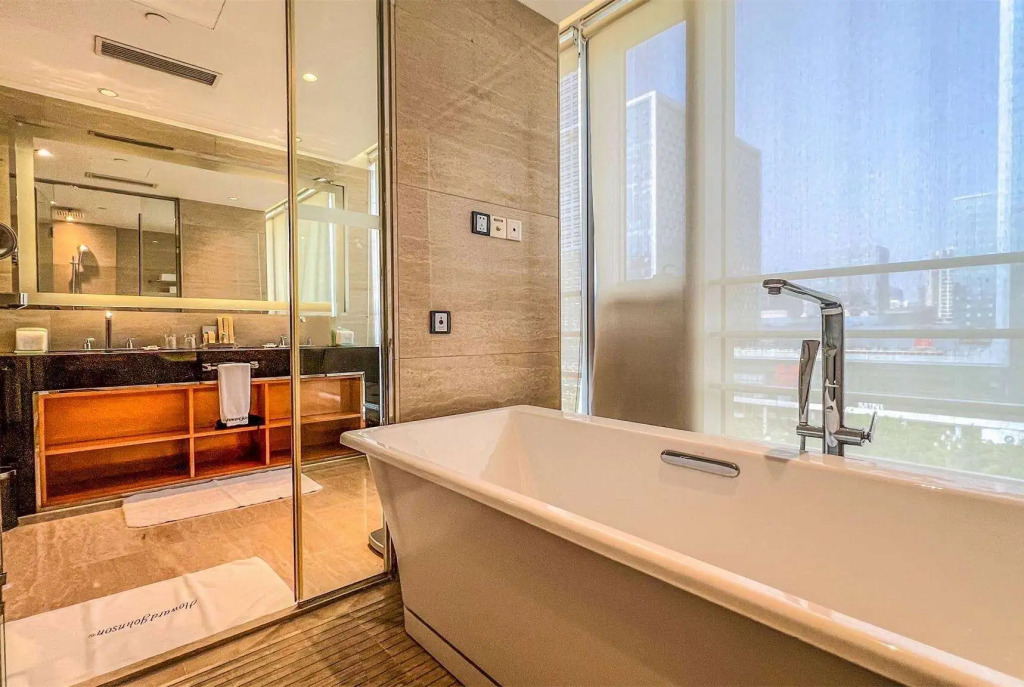 Чэнду: Howard Johnson Hi-tech Plaza Chengdu