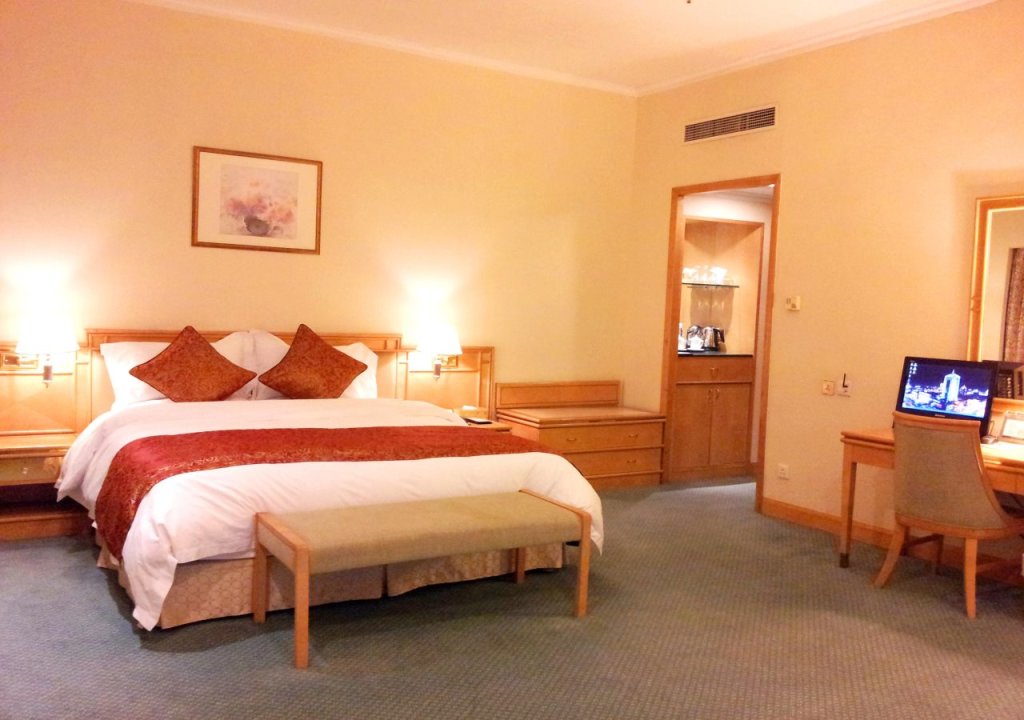 Вэйфан: Weifang Internation Financial Hotel