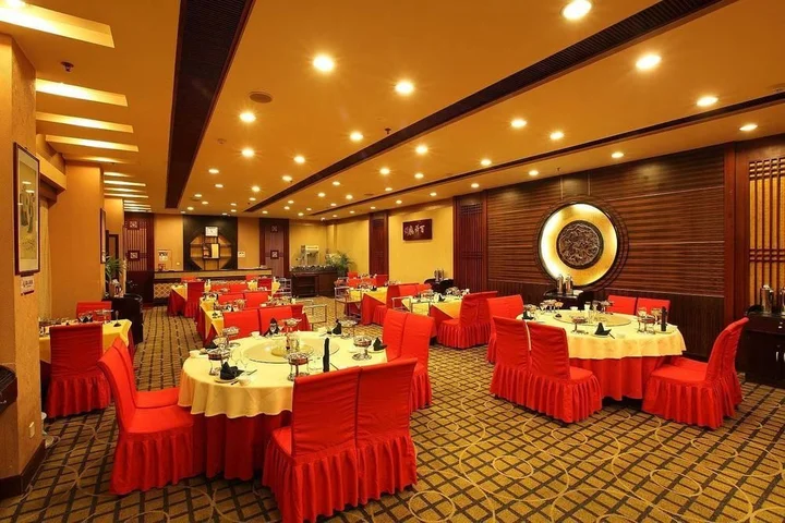 Цзинань: Shungeng Hillview Hotel