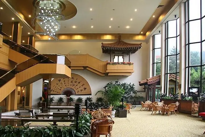 Цзинань: Shungeng Hillview Hotel