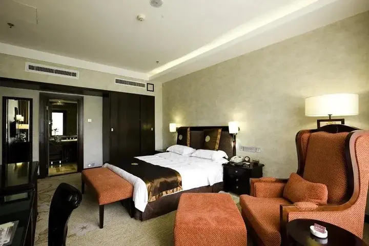 Цзинань: Shungeng Hillview Hotel