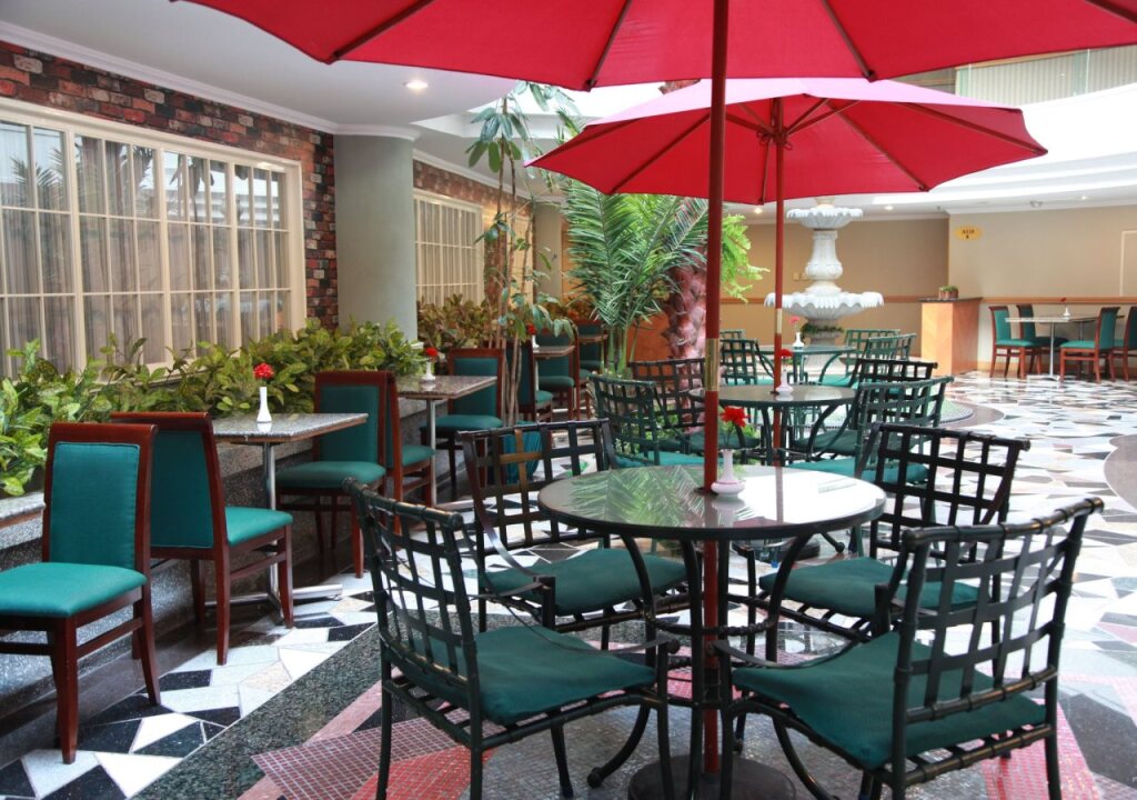 Харбин: New Gloria Plaza Garden