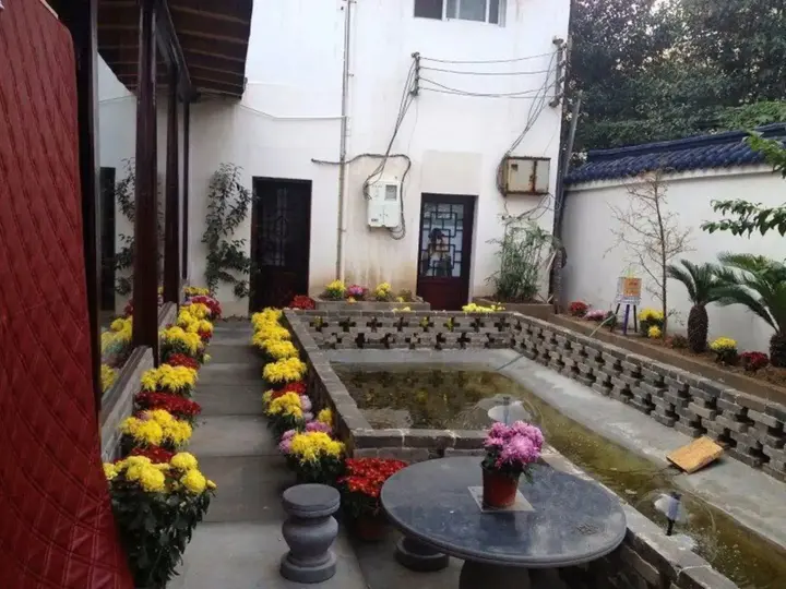 Кайфын: Kaifeng Huaihuang International Youth Hostel