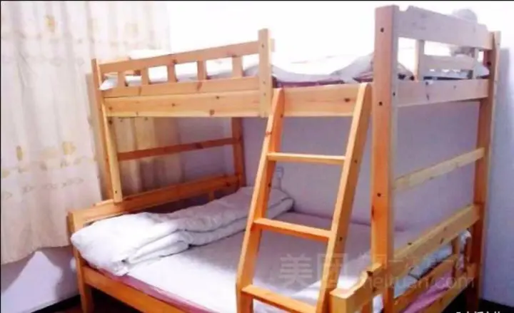 Кайфын: Kaifeng Huaihuang International Youth Hostel