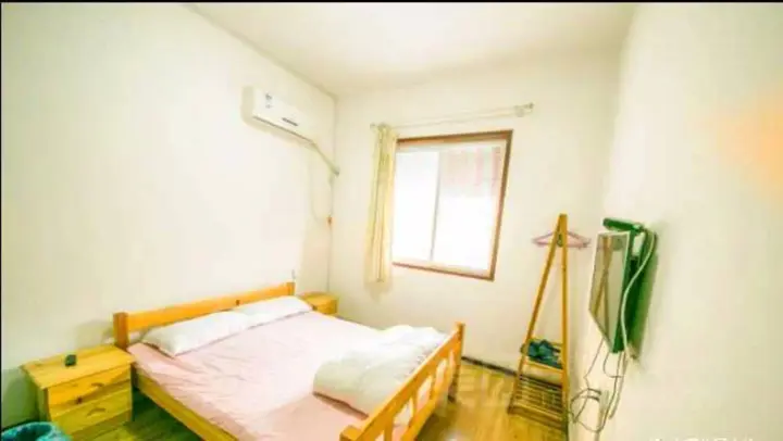 Кайфын: Kaifeng Huaihuang International Youth Hostel