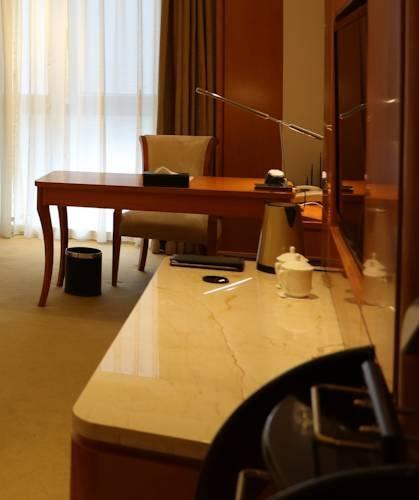 Ляньюньган: Huaguoshan Hotel