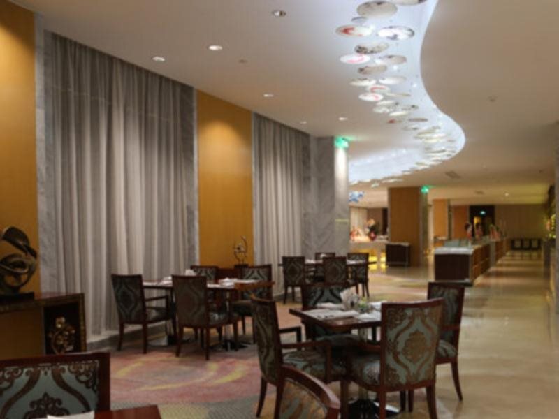 Ляньюньган: Huaguoshan Hotel