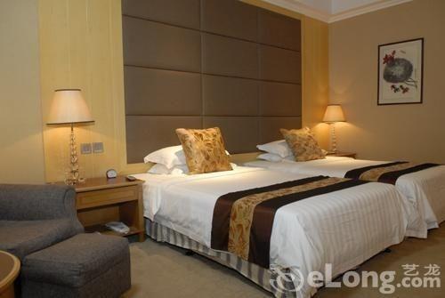 Шицзячжуан: Young Sun Hotel Hebei