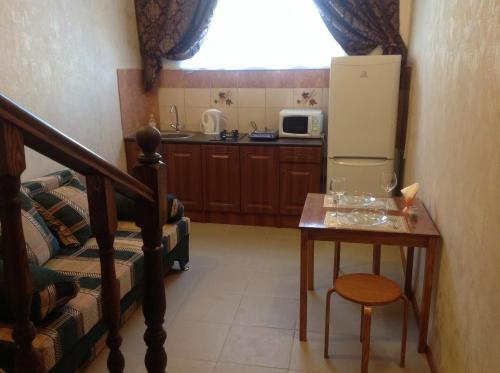 Андреевка: Mini Hotel Uytnaya