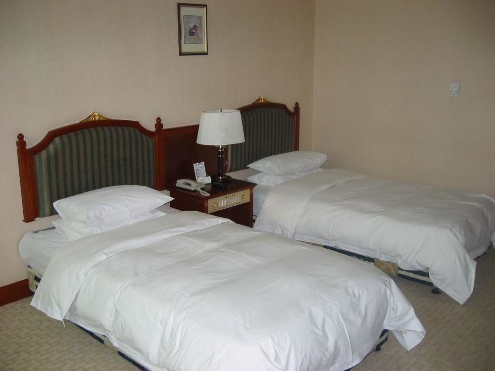 Шэньян: Liaoning Hotel