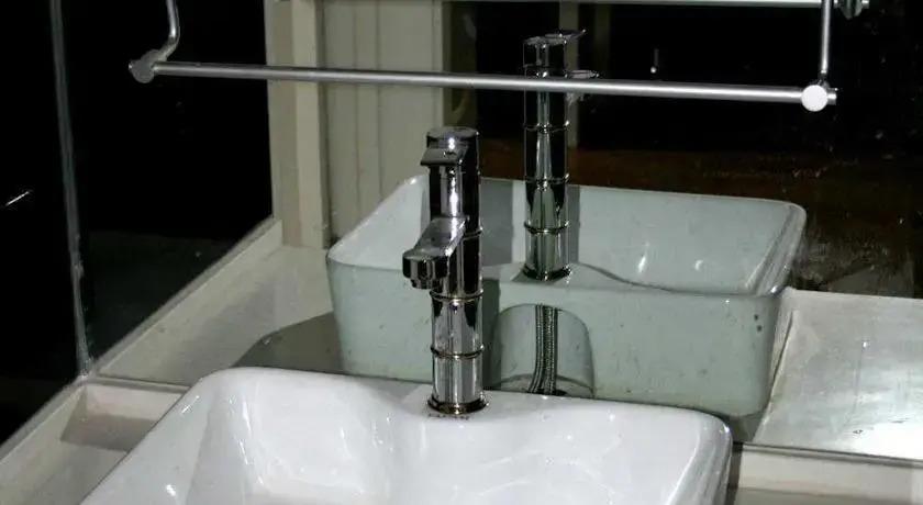 Шэньян: Shenyang Wowo Love-Themed Apartment