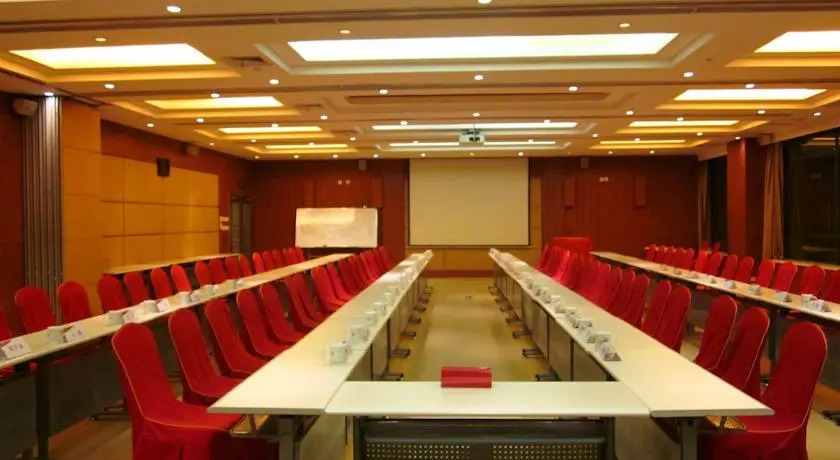 Ухань: Sunny Sky Inn Chain on Baofeng Road