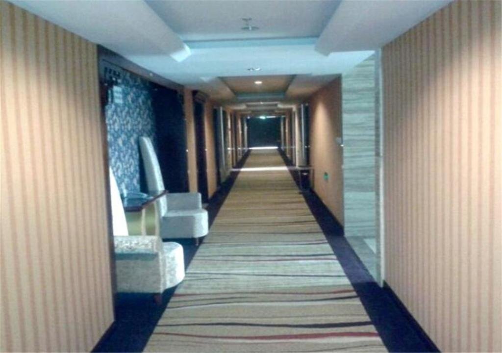 Цзинин: Liangshan Golden Beach Hotel