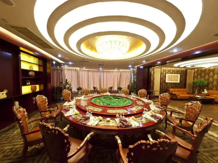 Вэйхай: Bliss International Hotel Weihai