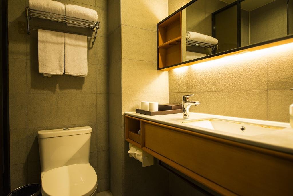 Чжэнчжоу: Ji Hotel Zhengzhou East Railway Station