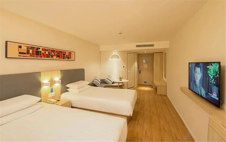 Цзинчжоу: Hanting Hotel Jingzhou Hongmen Road Passenger Station