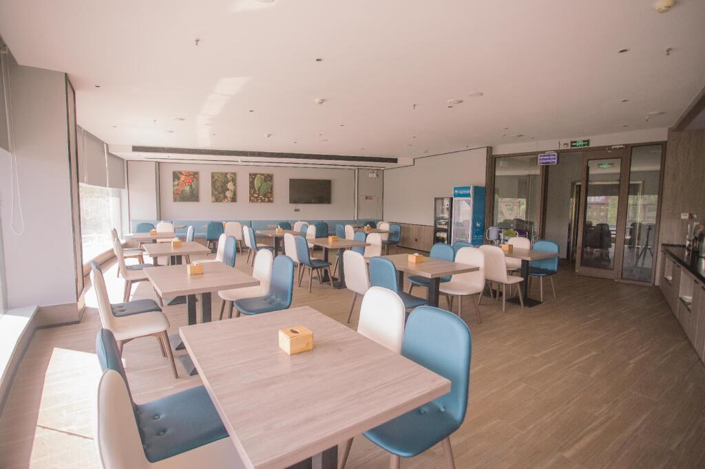 Чжанцзякоу: Hanting Hotel Zhangjiakou Jiangong College
