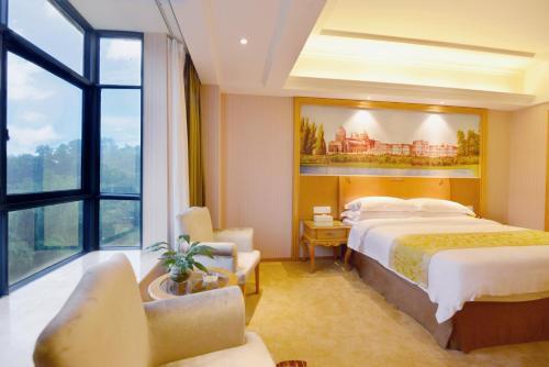 Циньчжоу: Vienna Hotel Qinzhou North Square Branch