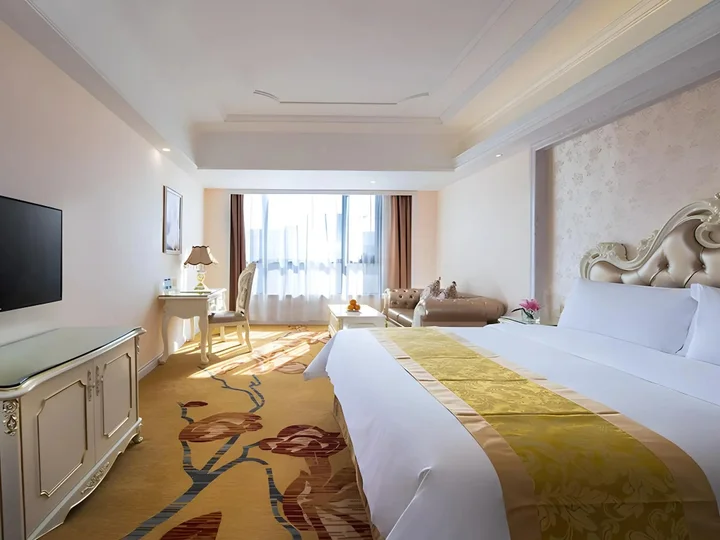 Шэньчжэнь: Vienna hotel Shenzhen Dongmen Old Street